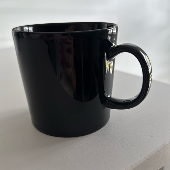 Iittala Teema Black Minimalist Coffee Mug - Picture 1 of 5